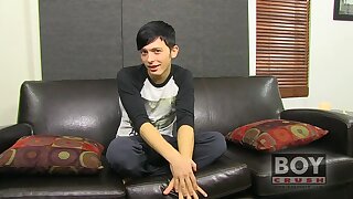 Masturbates One Out With Ryker Madison