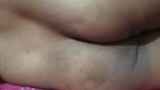 Guy showing hot nude body and onanism