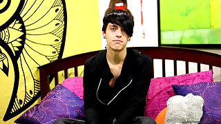 Punk Cutie Jae Landen's a Real Sweetheart!